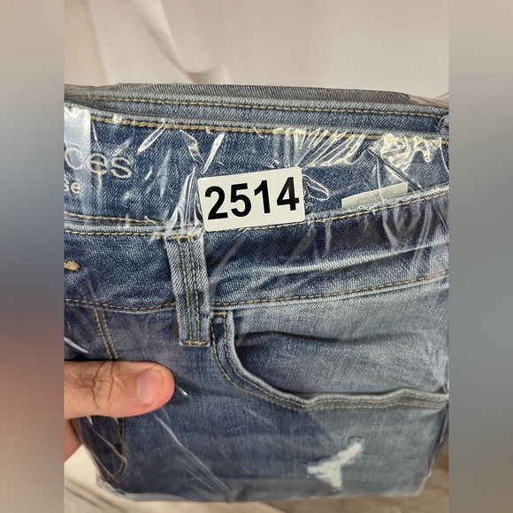 Maurices Distressed Jegging Jeans Womens M Blue Denim Stretch Cute Comfy 2514 - Picture 8 of 9